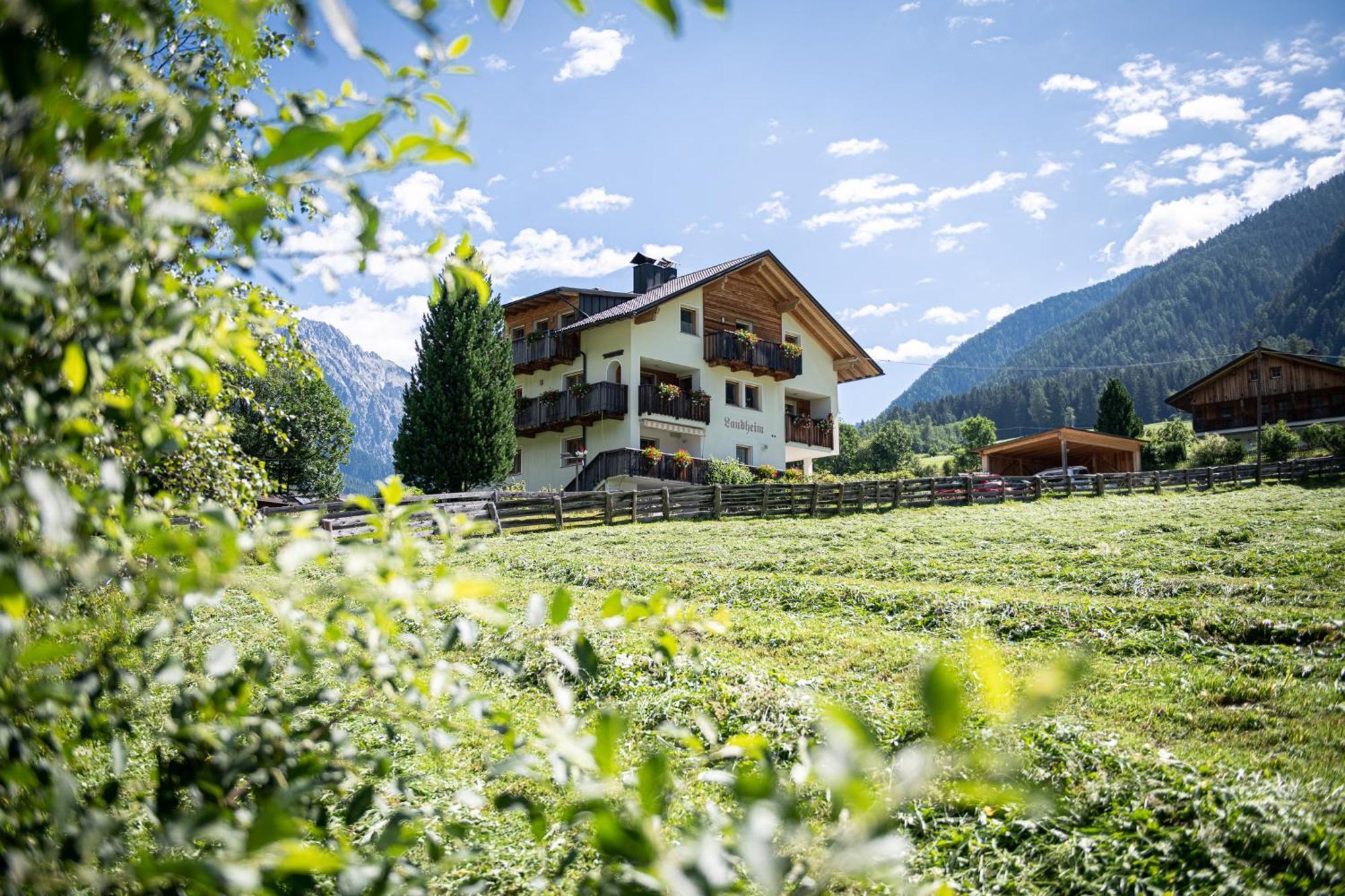 Apartments Nature Apis Landheim Anterselva di Mezzo Luaran gambar
